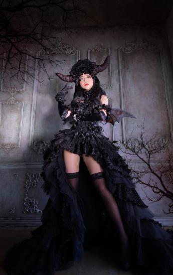 三人闺蜜名一男二女